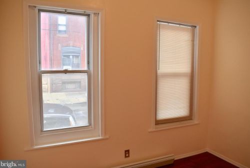 1721 18th St, Philadelphia PA 19145-2149 exterior