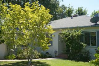 239 Hermosa Dr, Bakersfield, CA 93305-1307