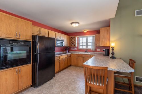 1734 22 St, Milwaukee WI 53215-4407 exterior