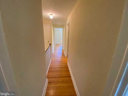 769 Clifford Ave, Ardmore PA 19003-2027 exterior