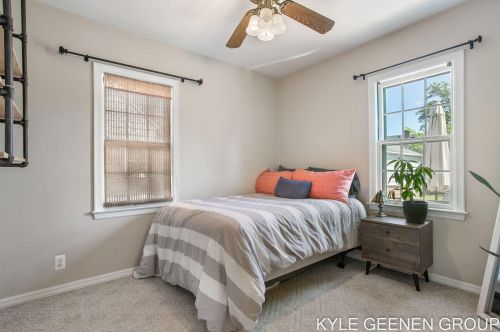 1114 Northlawn St, Grand Rapids MI 49505-3724 exterior