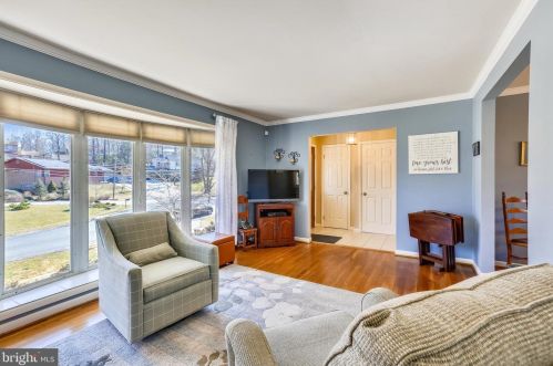 8 David Ct, Silver Spring MD exterior