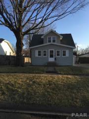 334 Herman St, Pekin, IL 61554-5658