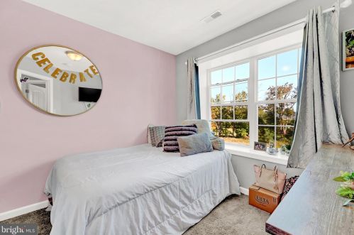 134 Overlook Dr, Hanover PA  17331-9136 exterior