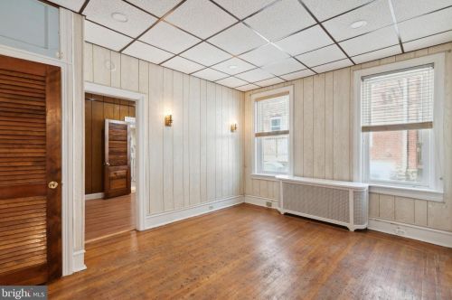 6252 Larchwood Ave, Philadelphia PA 19143-1912 exterior