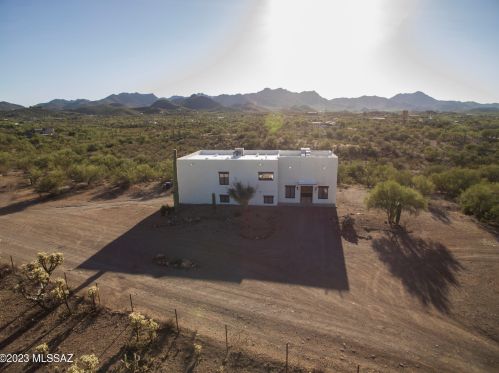 4341 Goret Rd, Tucson AZ  85745-9605 exterior