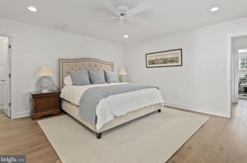 3877 30 St, Arlington VA 22207-5303 exterior