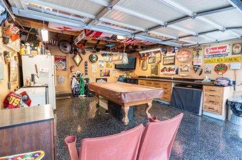 1352 Hill Ave, Fullerton CA 92833-4010 exterior