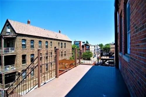 1744 Augusta Blvd, Chicago IL  60622-3328 exterior