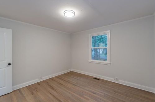 1937 Clairmont Ter, Atlanta GA  30345-2309 exterior