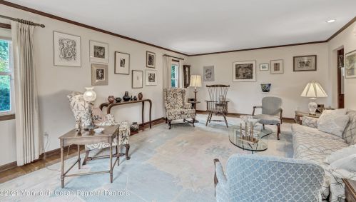 600 Edgemere Dr, Red Bank NJ 07711 exterior