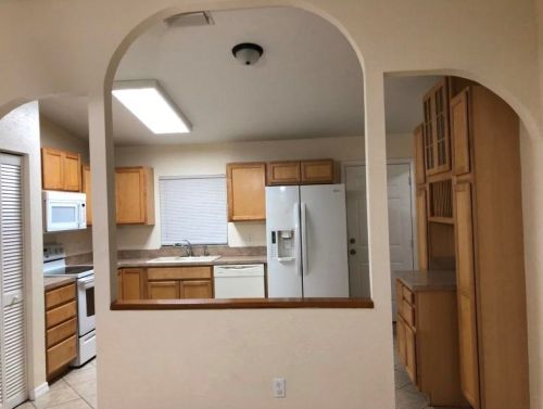 5100 Sanibel Ave, Fort Pierce, FL 34951-2029