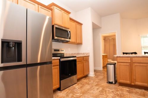 137 Pisces Ter, Fort Pierce FL 34984-4783 exterior