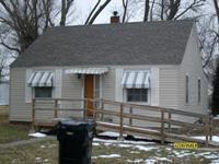 2223 Hillcrest Ave, Springfield MO  65803-2241 exterior