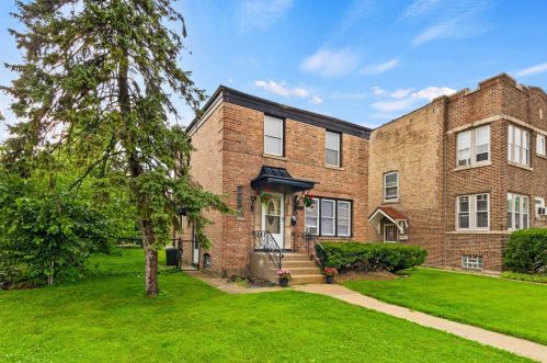 14518 Clark St, Chicago, IL 60827-2721