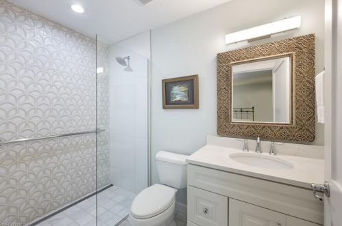 2218 Kings Lk Blvd, Naples FL 34112-5328 exterior