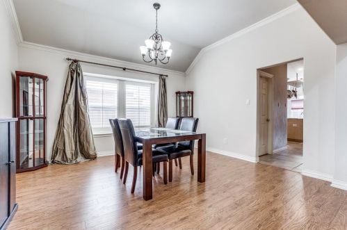 3836 Granbury Dr, Dallas TX 75287-4931 exterior