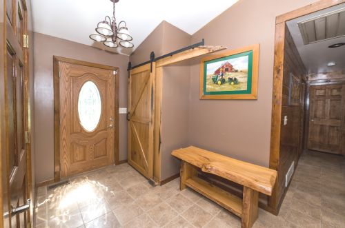 22116 Frontage Rd, Joliet IL 60431-9039 exterior