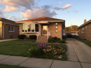 4441 Orange Ave, Chicago, IL 60706-4422