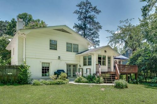 1998 Gainsborough Dr, Atlanta GA 30341-1017 exterior