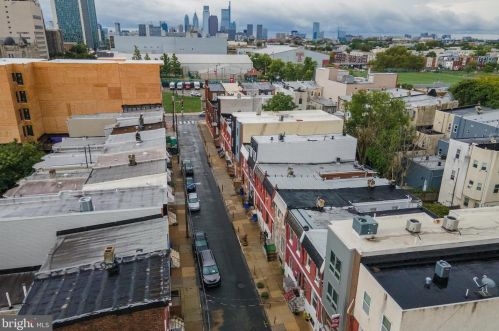 2030 Carlisle St, Philadelphia PA 19146-3106 exterior