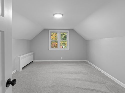 2953 43, Milwaukee WI 53219-3402 exterior