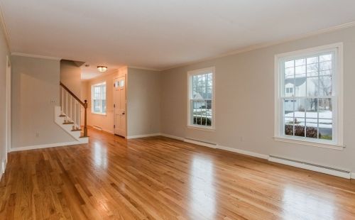 76 Duxbury Ln, Springfield, MA 01106-2005