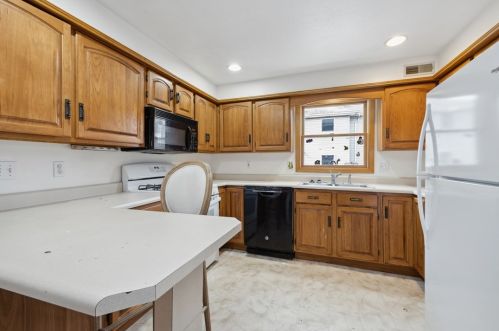 41 Glenmore Ave, Pittsburgh PA 15216-2124 exterior