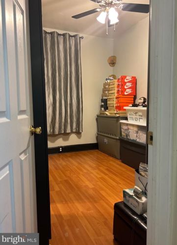 2411 8th St, Philadelphia PA 19148-3713 exterior