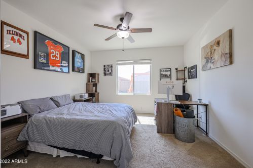 4022 81 Dr, Phoenix AZ 85043-1561 exterior