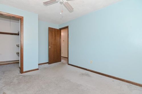 210 Greenhouse Rd, Coventry RI 02827-2101 exterior