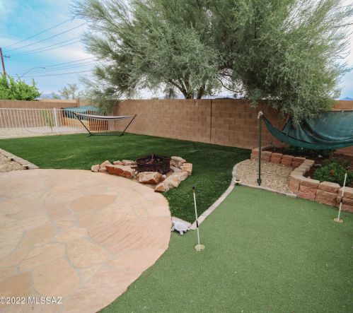 8517 Camino Bengala, Tucson AZ  85747-5165 exterior