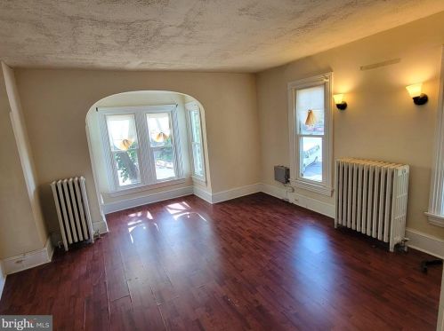 204 York St, Pottstown PA  19464-5214 exterior