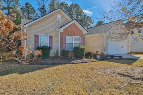 4120 Medlock Park Dr, Lithonia GA  30039-8777 exterior