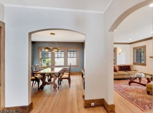 217 Park St, Montclair NJ  07042-3915 exterior