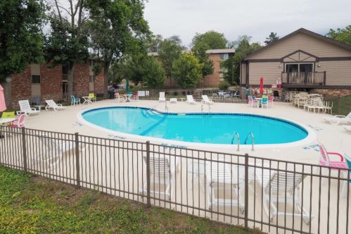 756 Kilgore Rd, Kalamazoo MI  49008-3635 exterior