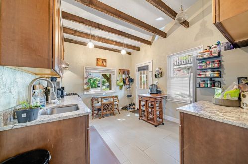 720 Mifflin Ave, Pittsburgh PA 15221-3438 exterior