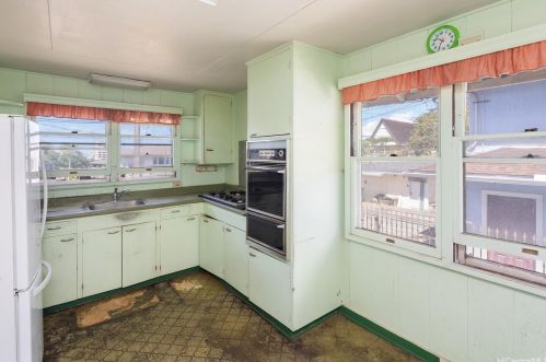 426 Judd St, Honolulu HI 96817-1753 exterior