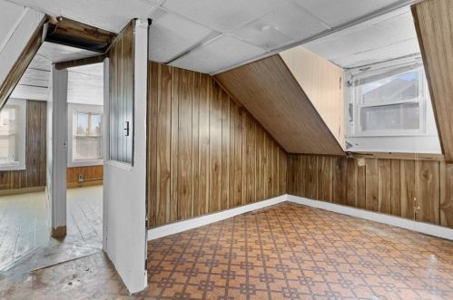 107 Penn St, Providence RI 02909-1326 exterior