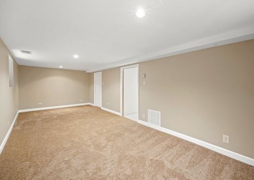 2226 Kedvale Ave, Chicago IL 60629-5708 exterior