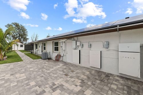 441 53rd St, Boca Raton FL  33487-3750 exterior