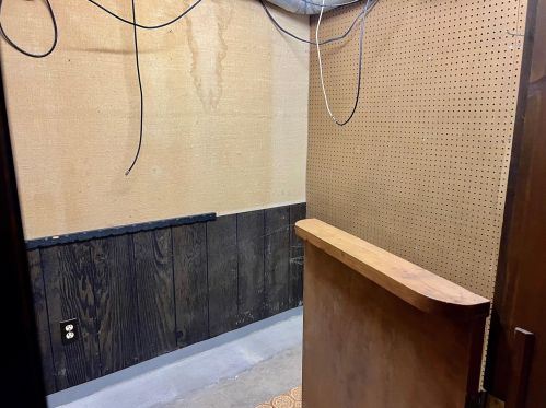 1649 Tyler Rd, Meskegon MI 49445-9320 exterior