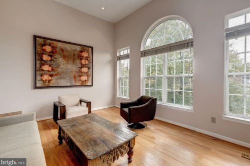 475 Cameron Station Blvd, Alexandria VA  22304-8682 exterior