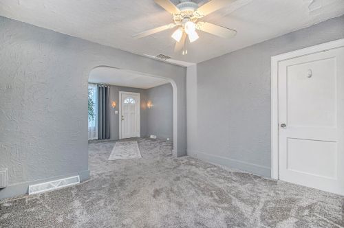 1310 Mcreynolds Ave, Grand Rapids MI 49504-3118 exterior