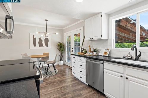 1325 Linden Dr, Concord CA  94520-4017 exterior