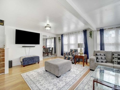 170 Arlington Ave, Paterson NJ  07506-2514 exterior