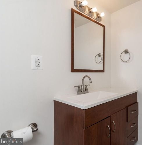 453 Lamont St, Washington DC 20010-2516 exterior