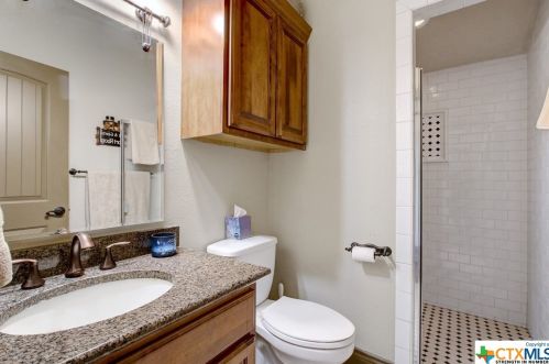 499 Mystic Pkwy, Spring Branch TX 78070-5417 exterior