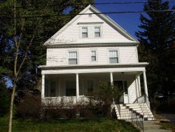 32 Oxford Rd, Newton, MA 02459-2405