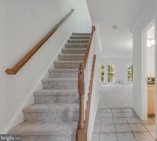 3802 Chesterwood Dr, Silver Spring, MD 20906-2861